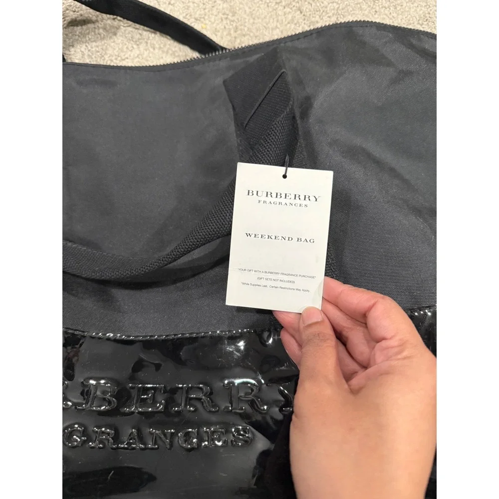 Burberry Fragrances Black‎ Patent Trim Weekend Travel Duffle Bag Gift